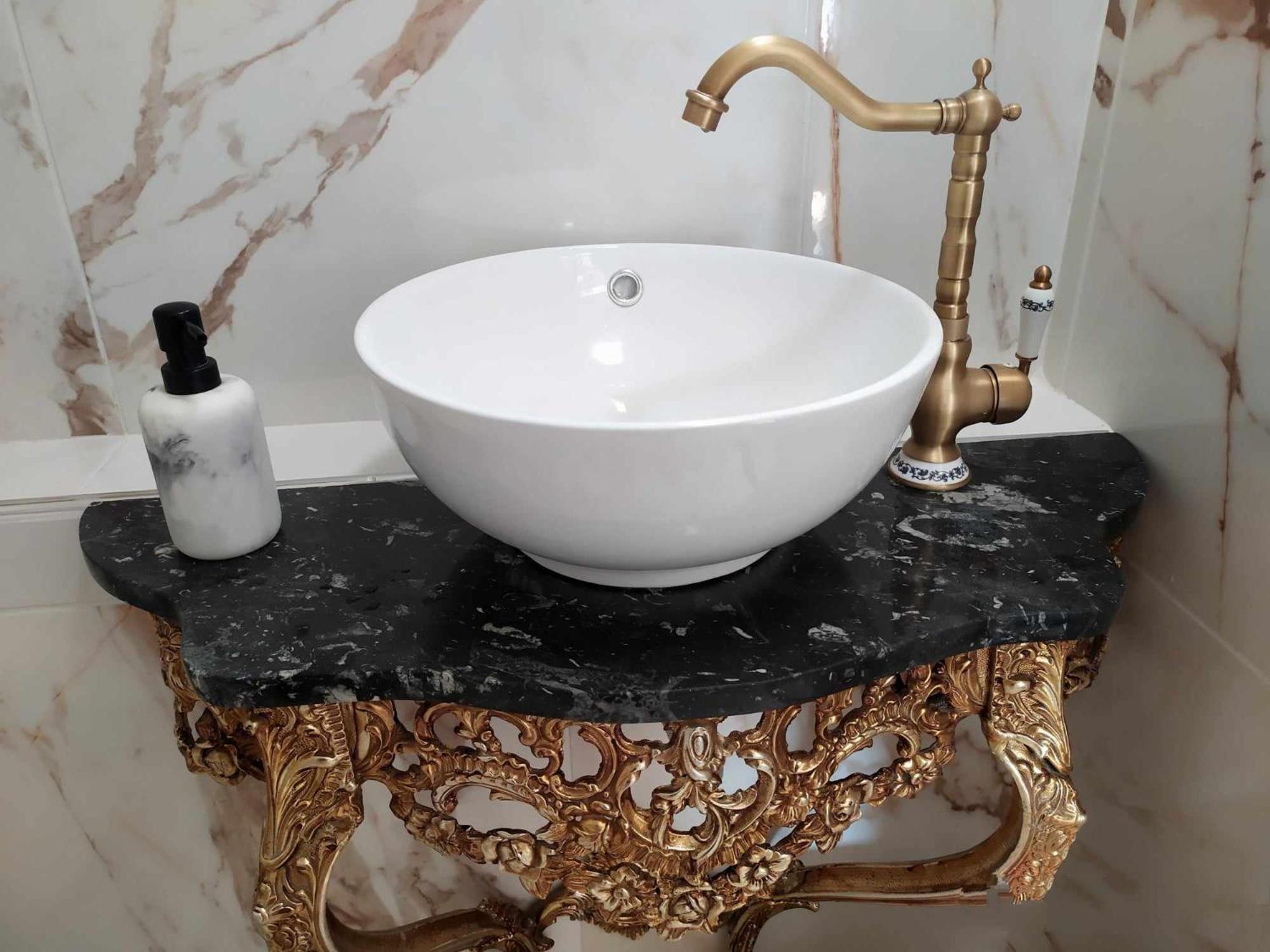 Dom wakacyjny διώροφο πέτρινο σπίτι με θέα Classic Stone House Agiásos